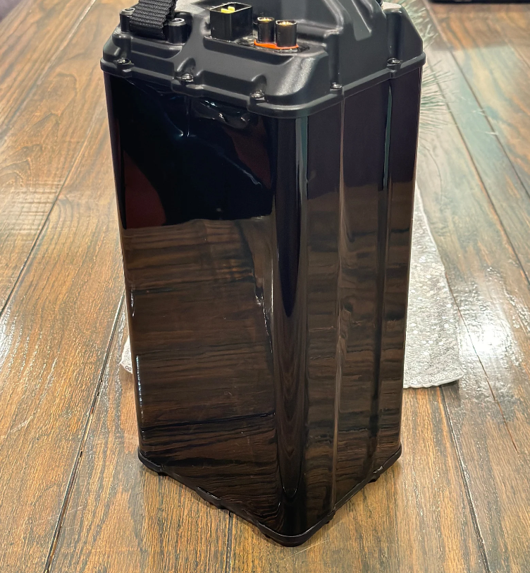 E-Bike "invisible" Vantablack Battery Wrap